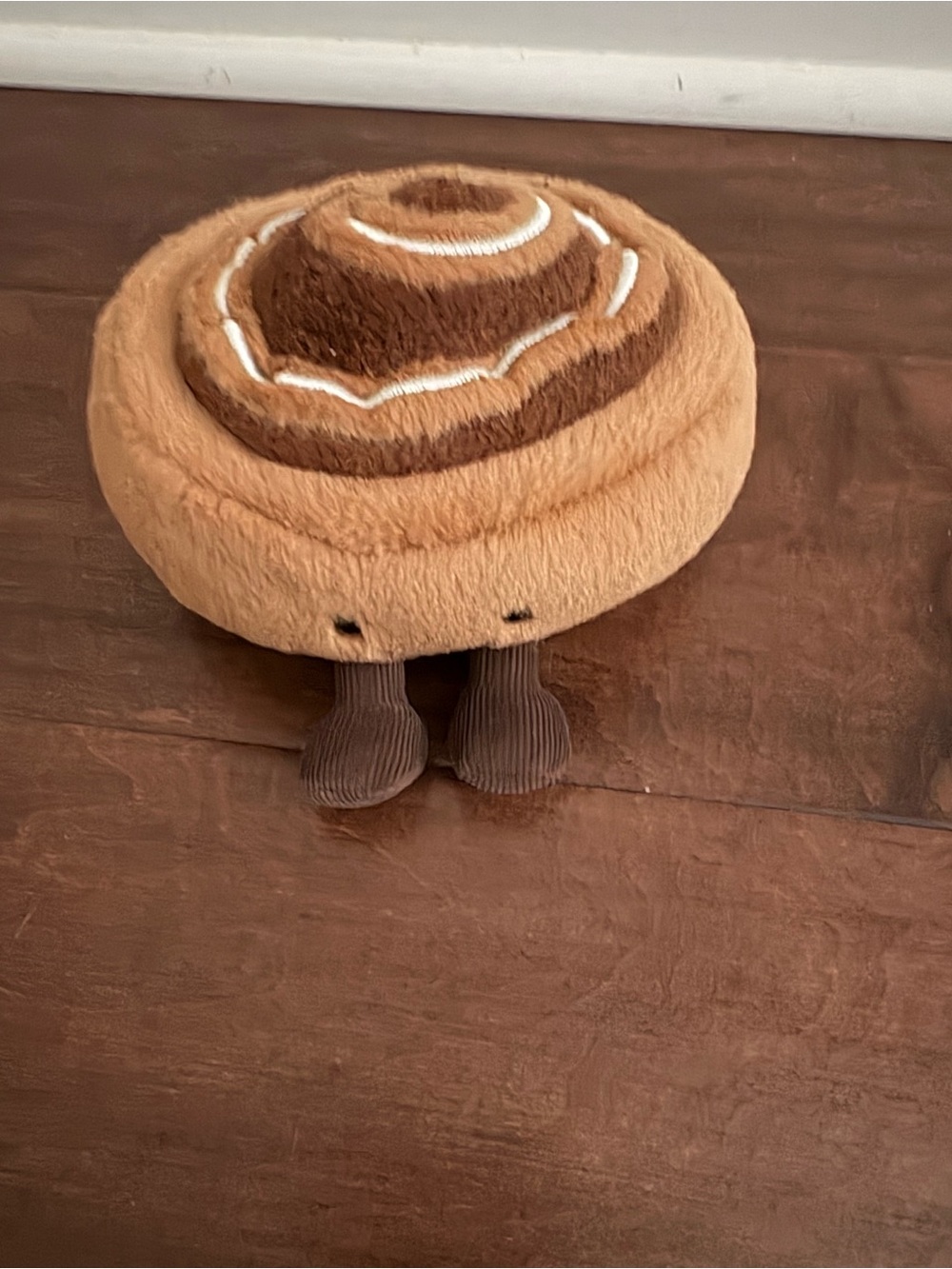 Jellycat Brown and Cream Cinnamon Roll